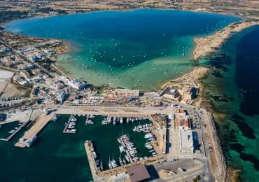 What are the Advantages of Yacht Rental?